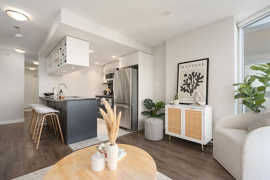 2110 833 Seymour Street Vancouver, BC - 7