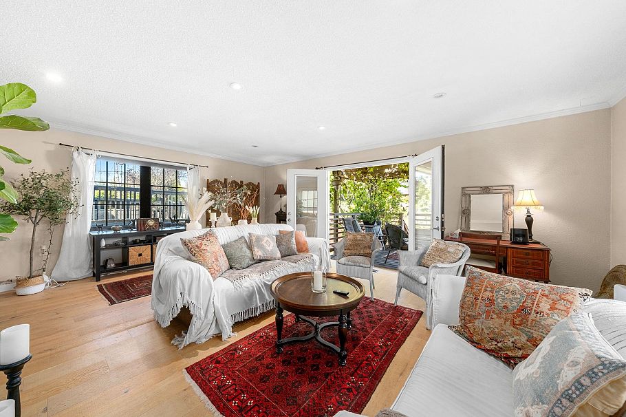 626 E 13th Street North Vancouver, BC - 17
