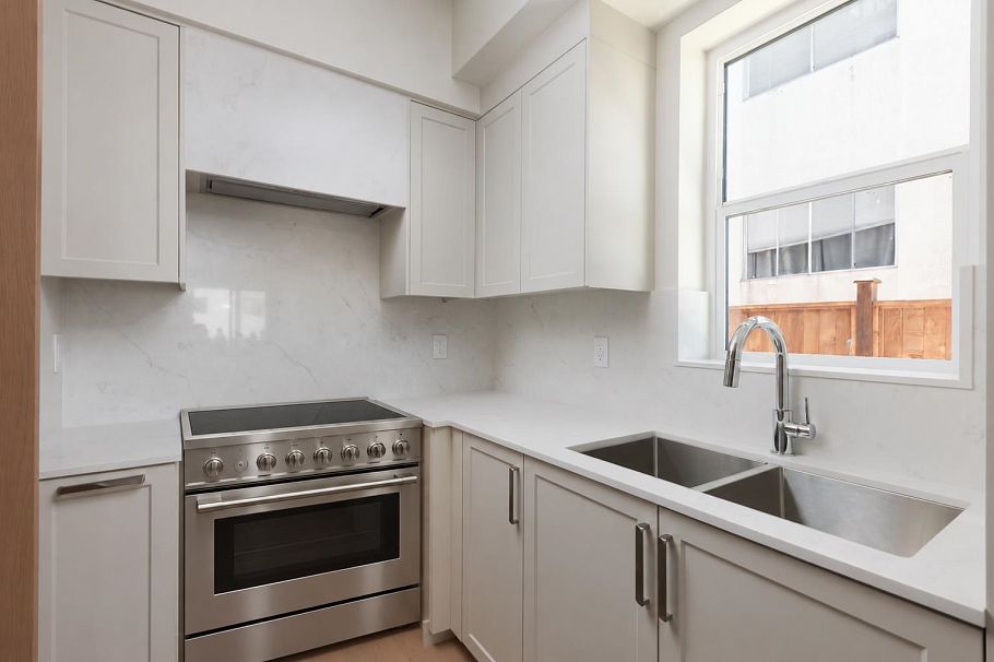 101 1837 E Georgia Street Vancouver, BC - 7