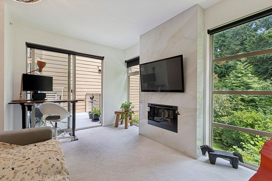 204 2832 Capilano Road North Vancouver, BC - 18