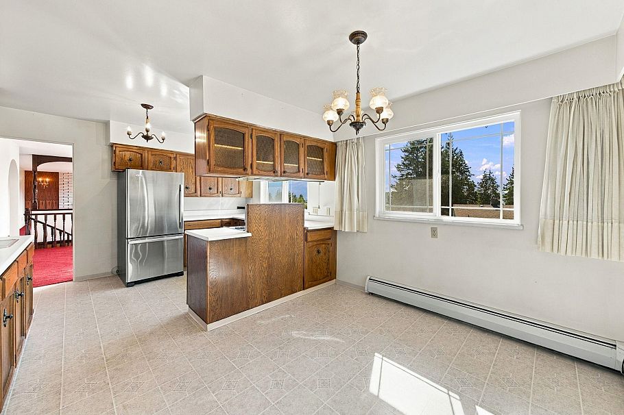 4148 Fairway Place North Vancouver, BC - 14