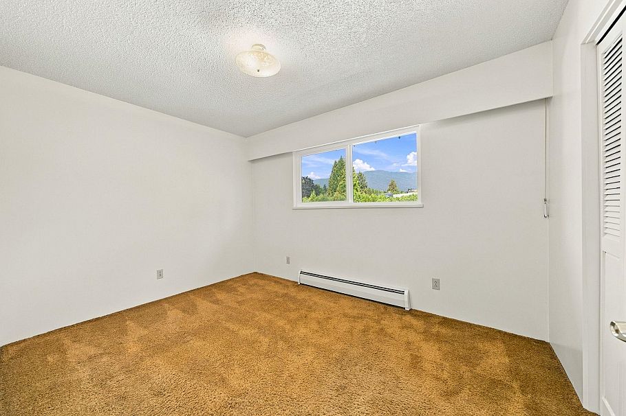 4148 Fairway Place North Vancouver, BC - 22