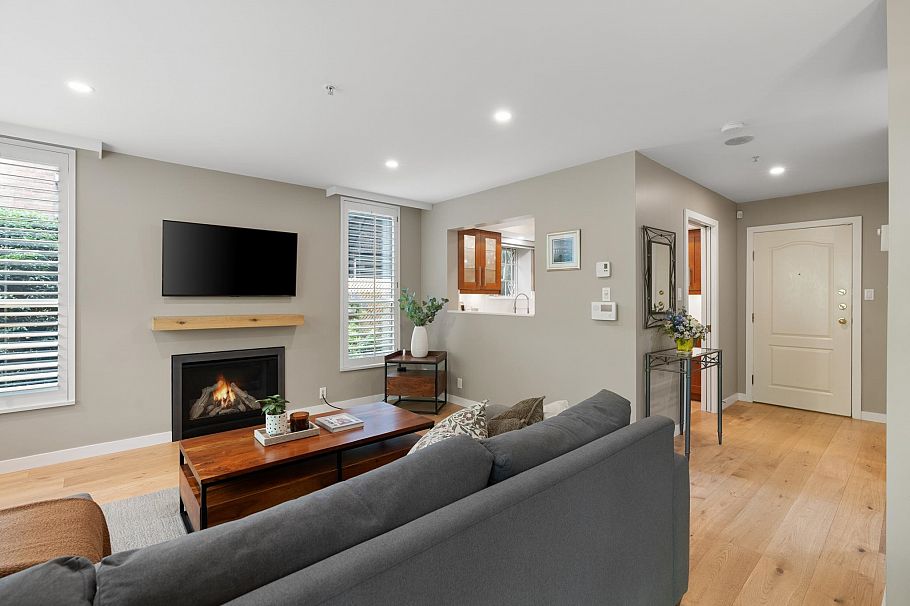 109 1111 Haro Street Vancouver, BC - 5