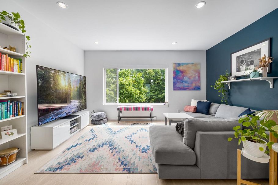 109 453 E 16th Avenue Vancouver, BC - 3