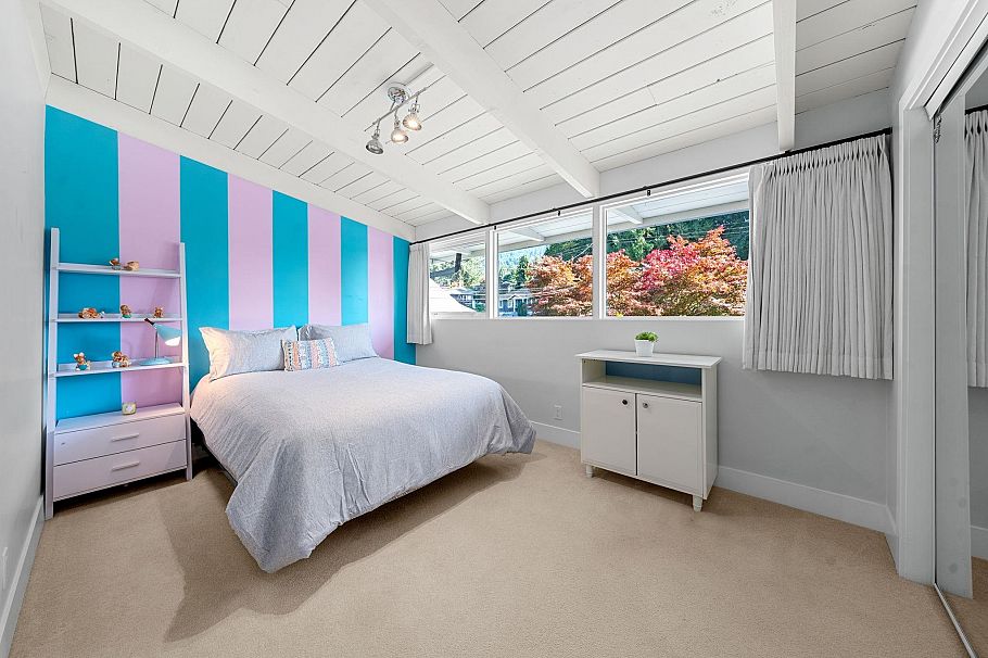 4505 Lions Avenue North Vancouver, BC - 17