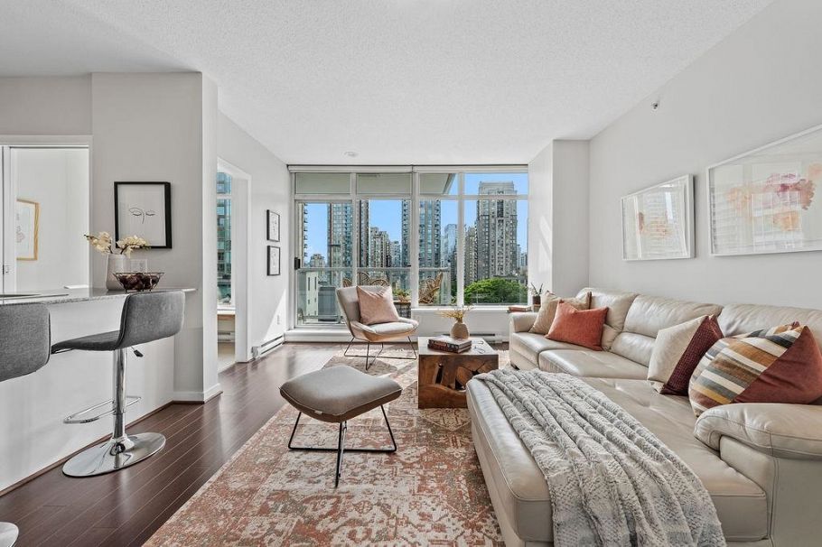 607 480 Robson Street Vancouver, BC - 15