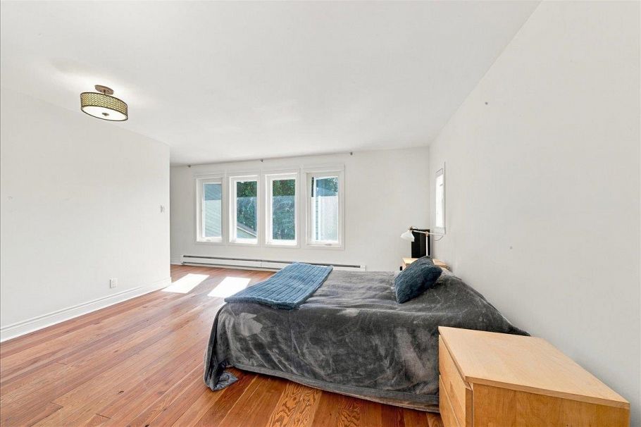 4151 Fircrest Place North Vancouver, BC - 15