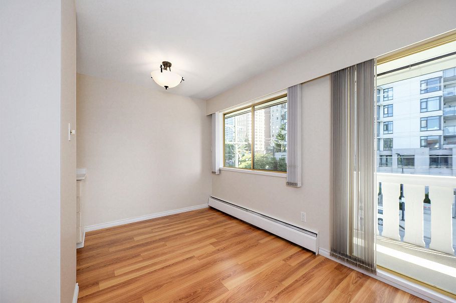 302 1345 Chesterfield Avenue North Vancouver, BC - 7