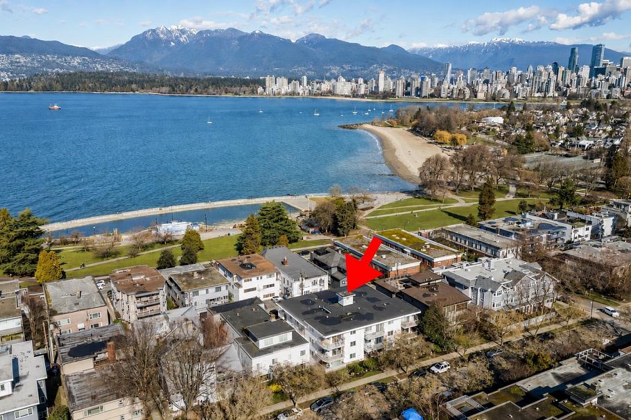 307 2335 York Avenue Vancouver, BC - 32