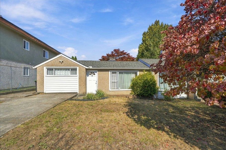 2219 E 25th Avenue Vancouver, BC - 13