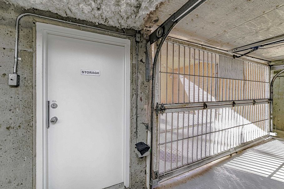 1 1328 W 73rd Avenue Vancouver, BC - 24