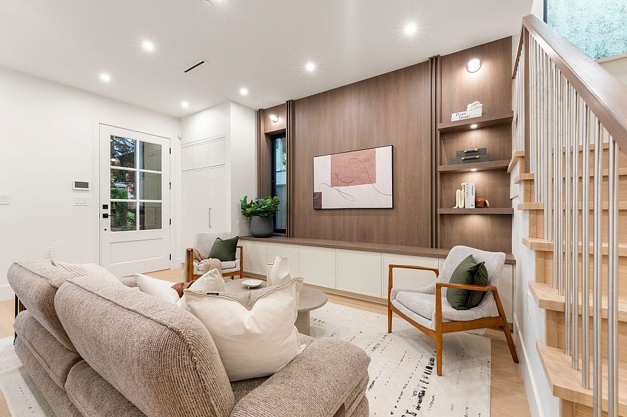 1 2735 Eton Street Vancouver, BC - 17