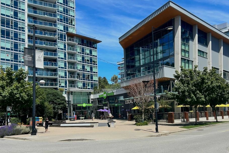2866 Sotao Avenue Vancouver, BC - 28