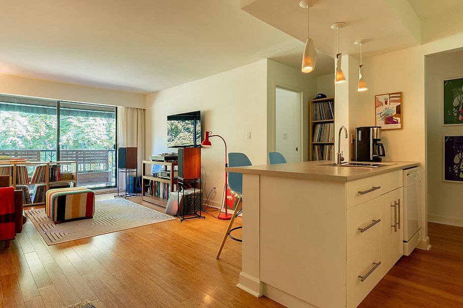 302 2222 Cambridge Street Vancouver, BC - 9