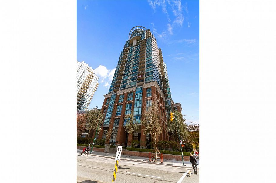 1503 1088 Quebec Street Vancouver, BC - 2