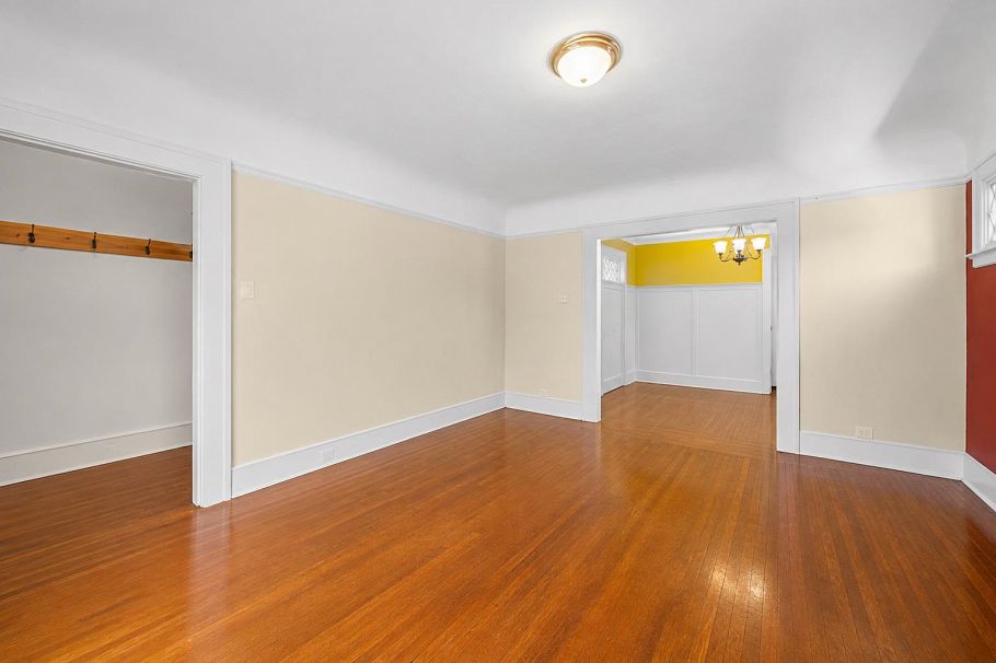 3218 W 6th Avenue Vancouver, BC - 7