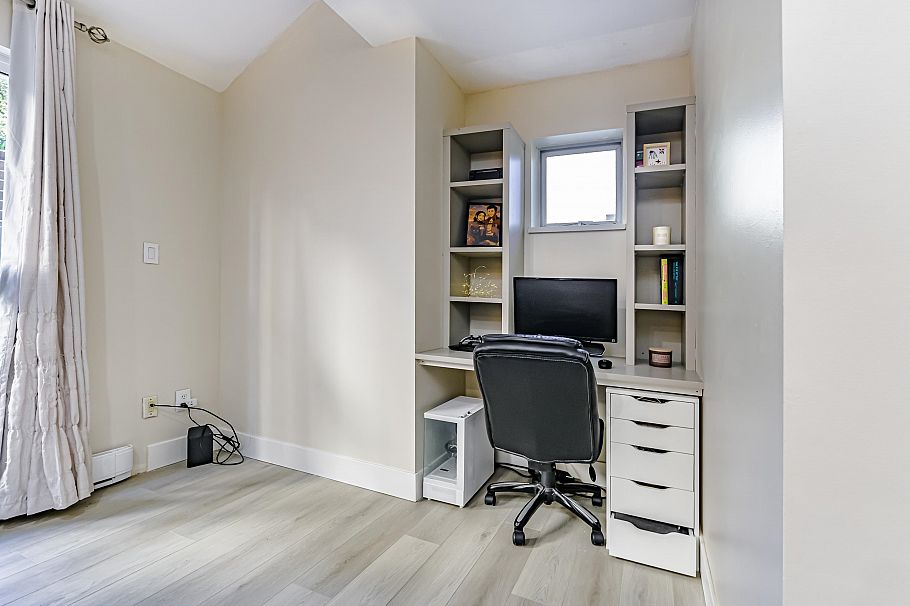 1 1328 W 73rd Avenue Vancouver, BC - 14