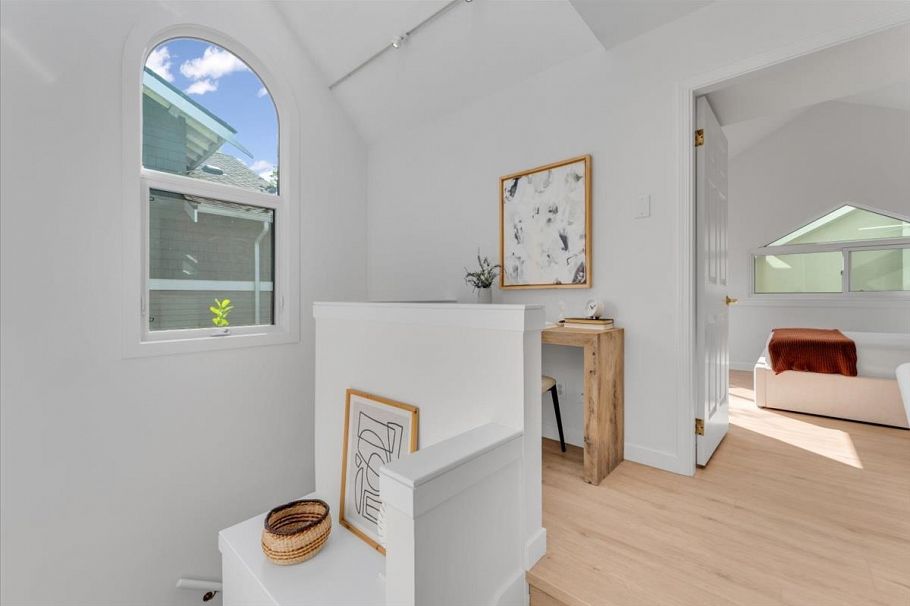 1939 W 12th Avenue Vancouver, BC - 20