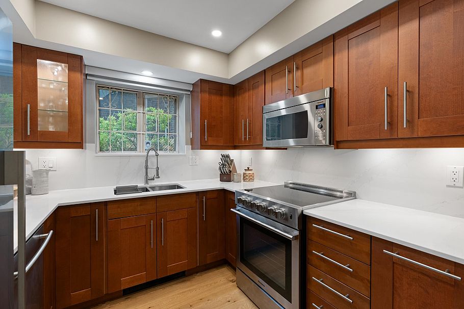 109 1111 Haro Street Vancouver, BC - 7