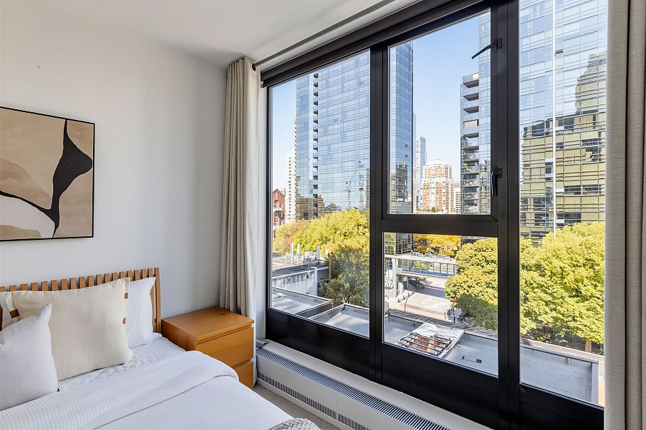 1002 1133 Hornby Street Vancouver, BC - 22