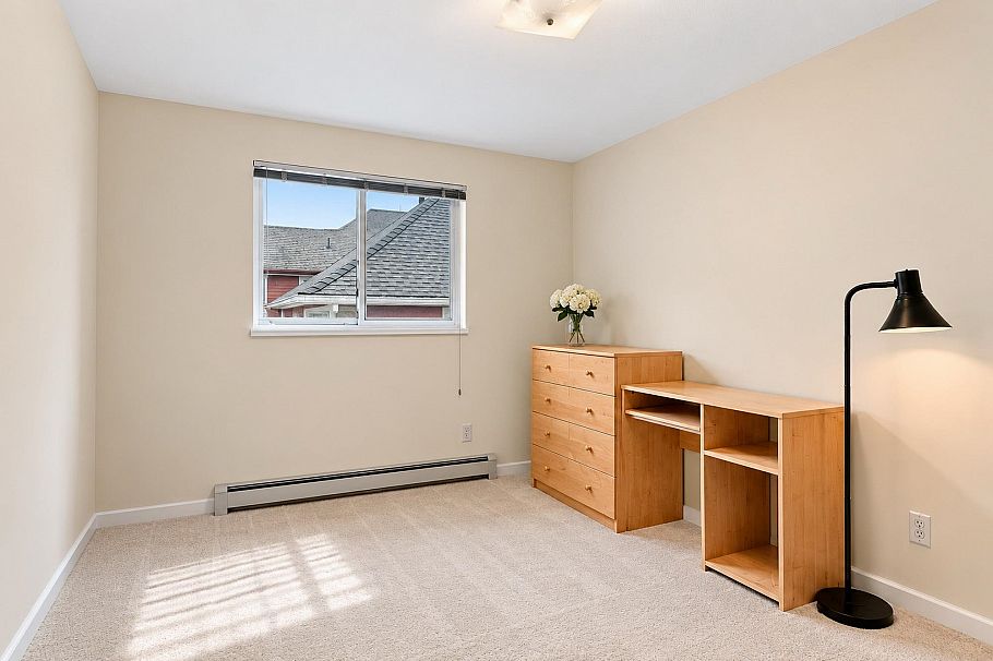 1678 E 13th Avenue Vancouver, BC - 25