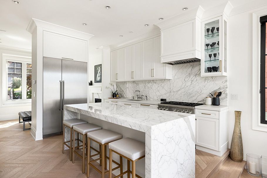 2865 Trinity Street Vancouver, BC - 5