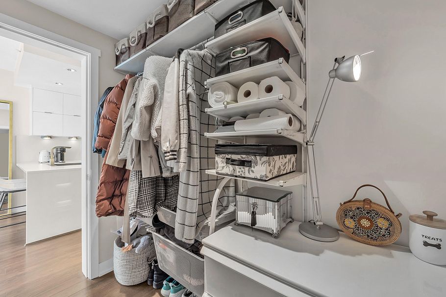 317 1777 W 7th Avenue Vancouver, BC - 17
