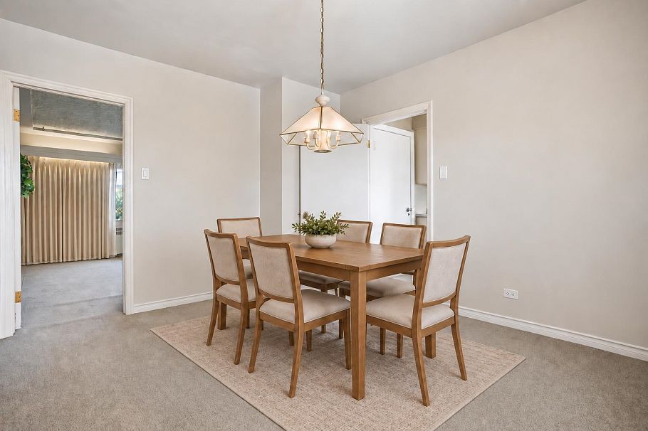 657 E Keith Road North Vancouver, BC - 6