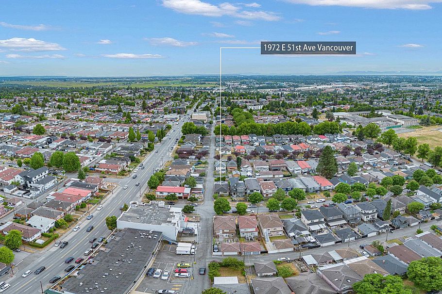 1972 E 51st Avenue Vancouver, BC - 27