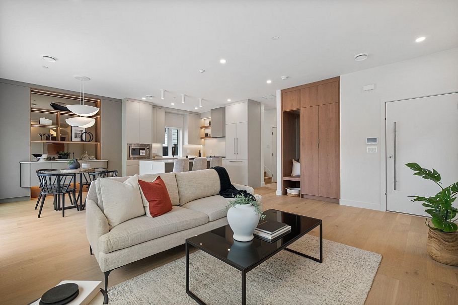 2 2211 William Street Vancouver, BC - 10