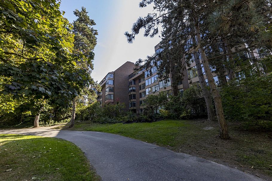 312 2101 Mcmullen Avenue Vancouver, BC - 26