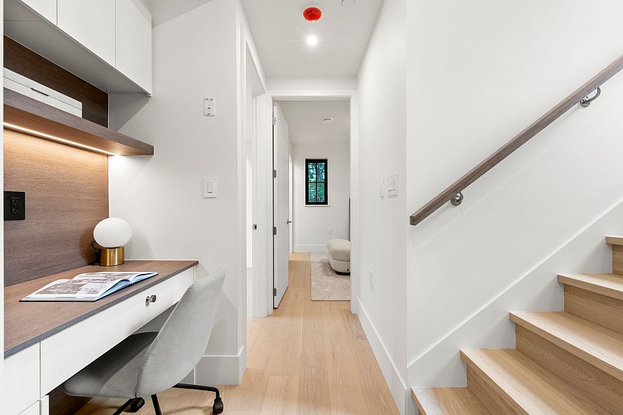 1 2735 Eton Street Vancouver, BC - 26