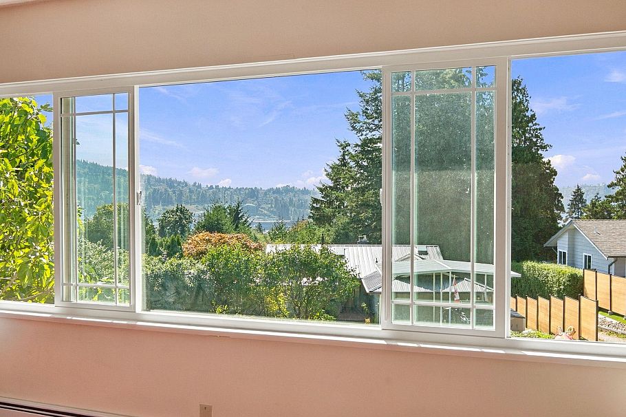4148 Fairway Place North Vancouver, BC - 9