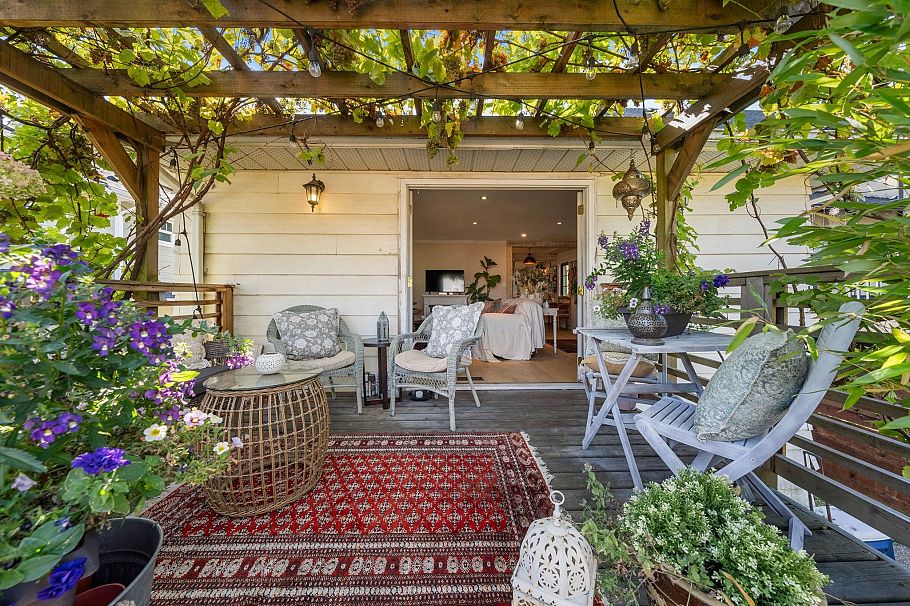626 E 13th Street North Vancouver, BC - 18