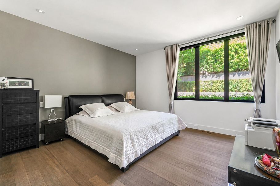 3430 Aintree Drive North Vancouver, BC - 25