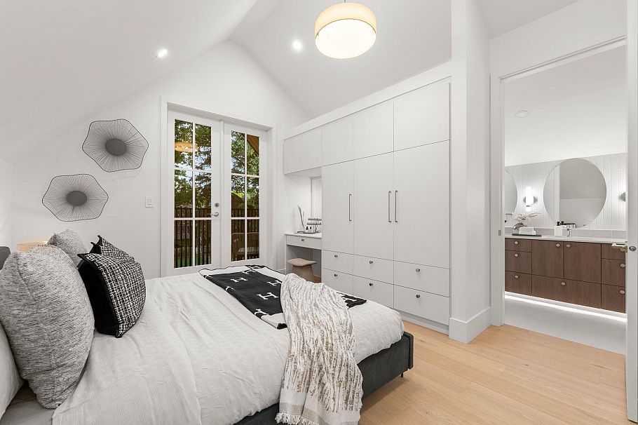 1 2735 Eton Street Vancouver, BC - 32