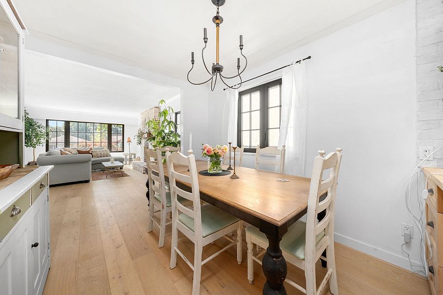 626 E 13th Street North Vancouver, BC - 8