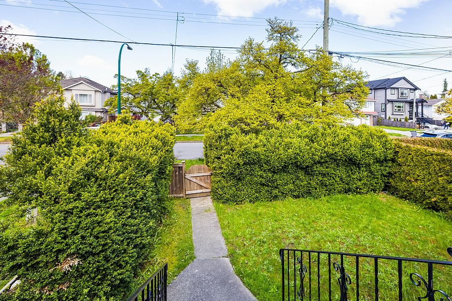 4766 Gothard Street Vancouver, BC - 4