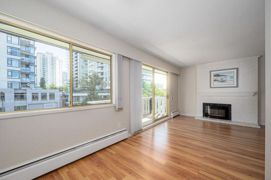 302 1345 Chesterfield Avenue North Vancouver, BC - 11