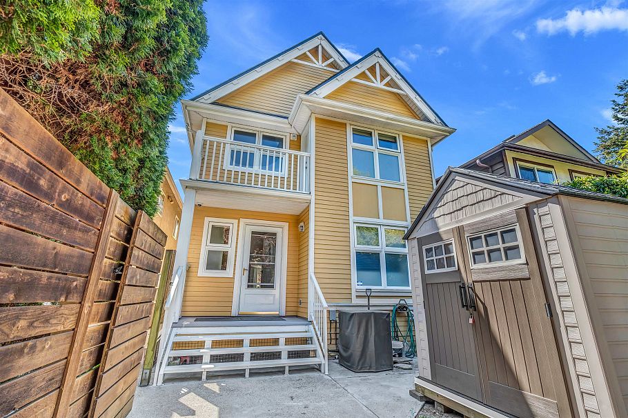 517 Atlantic Street Vancouver, BC - 22