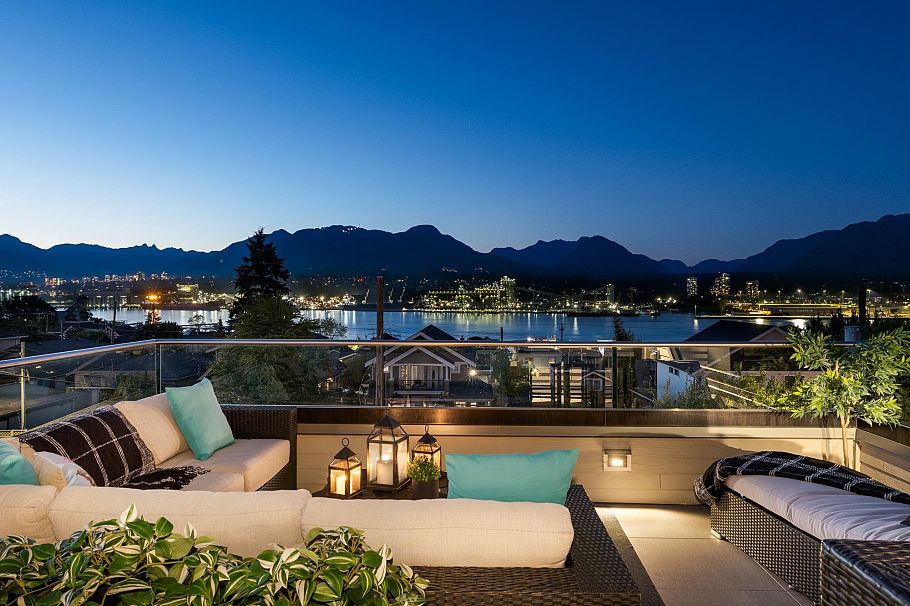 2865 Trinity Street Vancouver, BC - 32