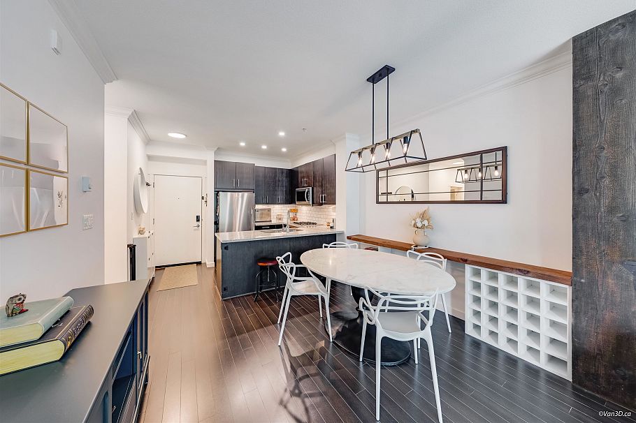 319 119 W 22nd Street North Vancouver, BC - 5
