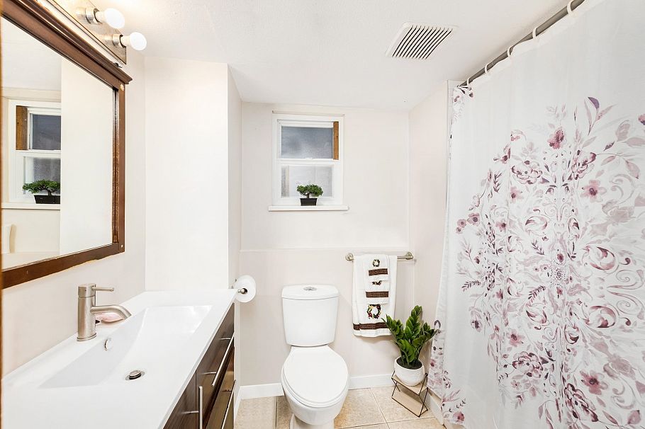 4766 Gothard Street Vancouver, BC - 14