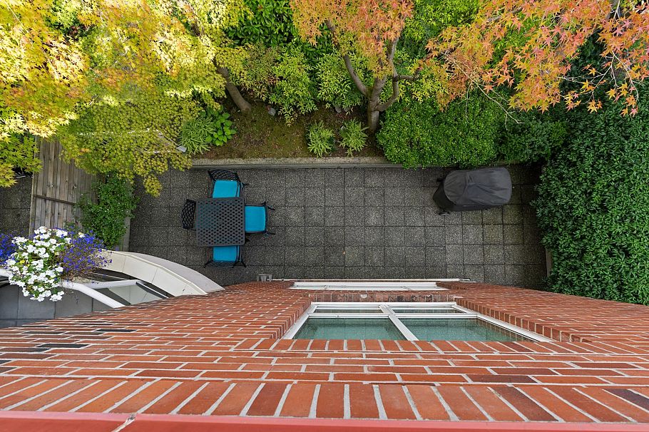 109 1111 Haro Street Vancouver, BC - 13