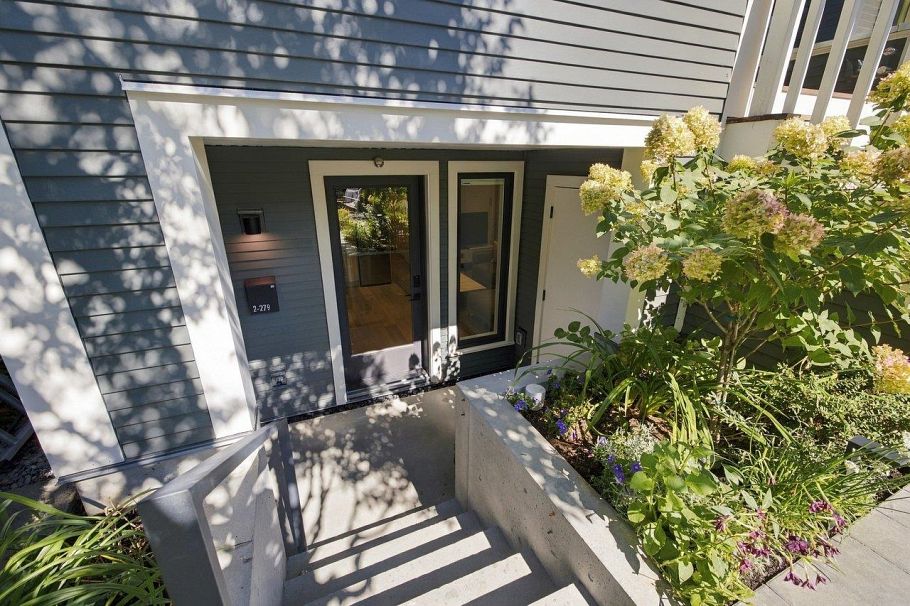 279 E 18th Avenue Vancouver, BC - 27
