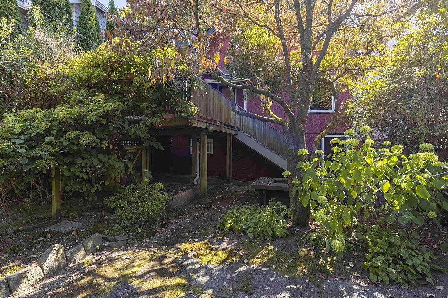 3989 W 19th Avenue Vancouver, BC - 26