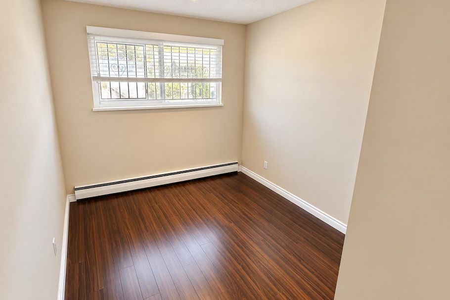 1215 E 48th Avenue Vancouver, BC - 35