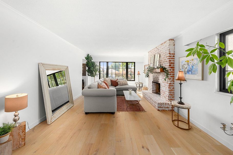 626 E 13th Street North Vancouver, BC - 6