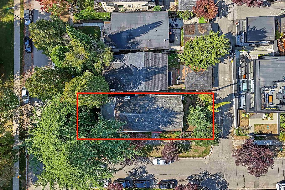6689 Vine Street Vancouver, BC - 3