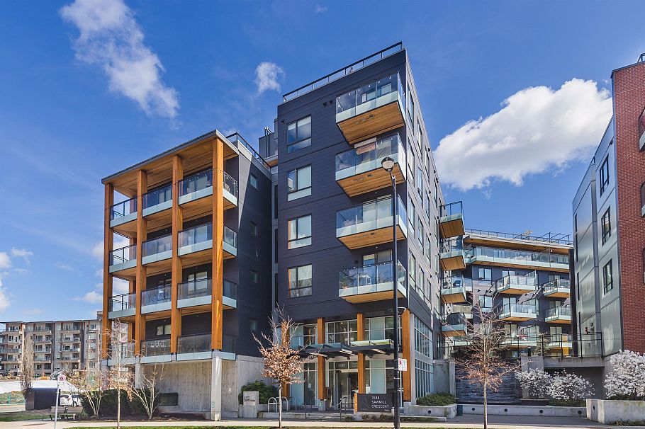 413 3588 Sawmill Crescent Vancouver, BC - 1